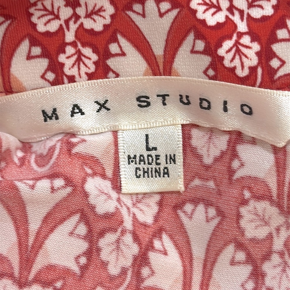 Max Studio Red and White pattern Dress sz L Like new - Picture 3 of 4